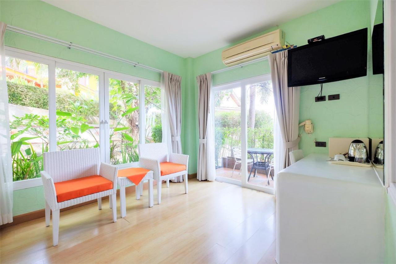 Oyo 626 The Chalet Phuket Resort Panwa Beach Exterior foto
