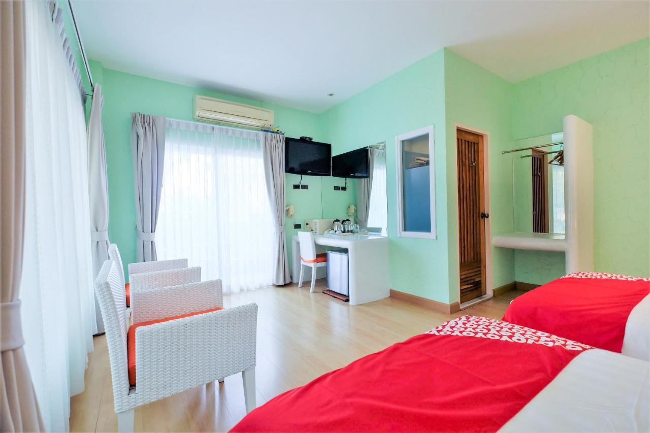 Oyo 626 The Chalet Phuket Resort Panwa Beach Exterior foto
